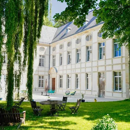 Sublime Suite Dans Chateau Proche De La Mer Reviers